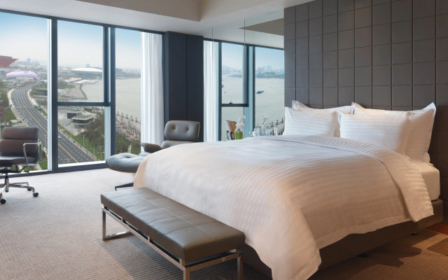 InterContinental Shanghai Expo by IHG