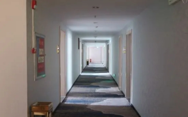 Jiangxi Province Shicheng Town Junjia Pearl Hotel