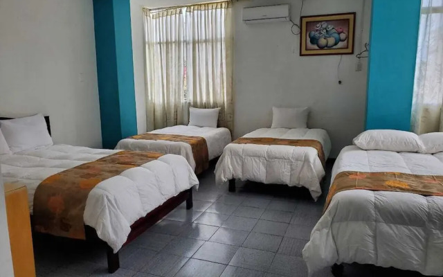 Hotel Manta Real
