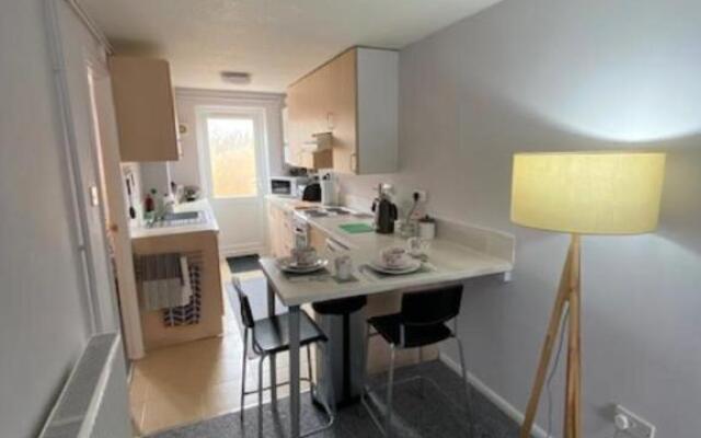 Bradley Stoke Self Contained Ground Floor Apartment