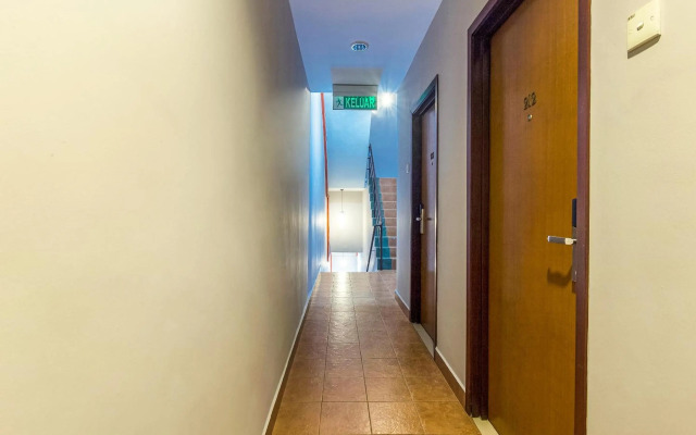 Super OYO 828 Comfort Hotel Shah Alam