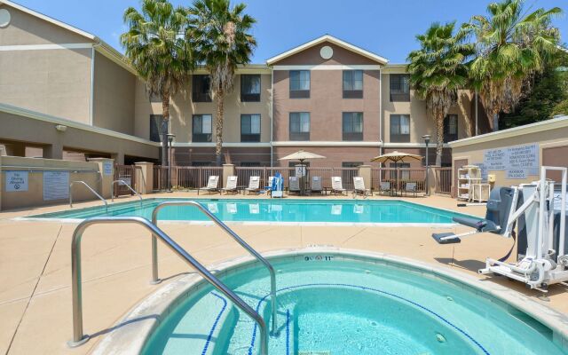 Homewood Suites by Hilton Fresno