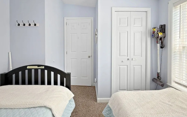 Sweet Beach Retreat 2 Bedroom Home