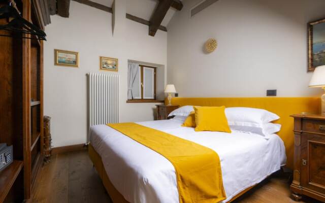 1448 Antica Dimora Al Merlo Bianco