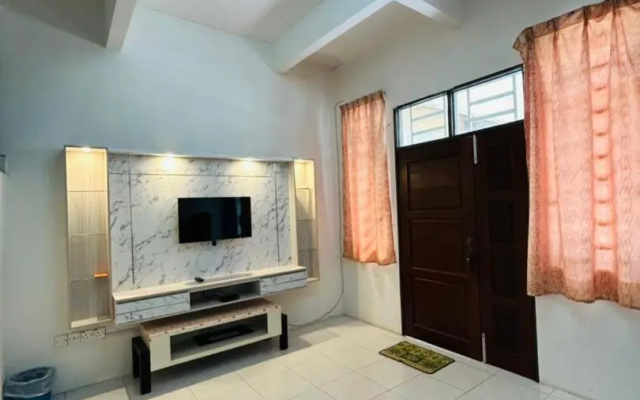 Noor Homestay Taman Putra Utama Kangar – Guest Rooms – Kangar