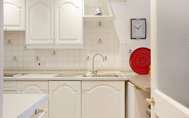 Flat 11 Cossack Lane House