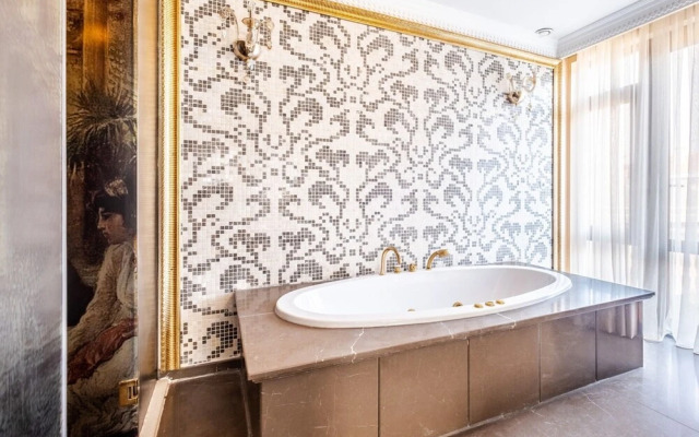 Superb Studio in Historic Mansion in Beylerbeyi