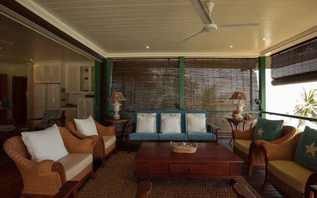 South Point Villas