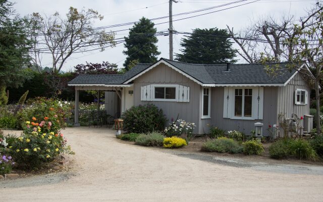 Carmel River Inn