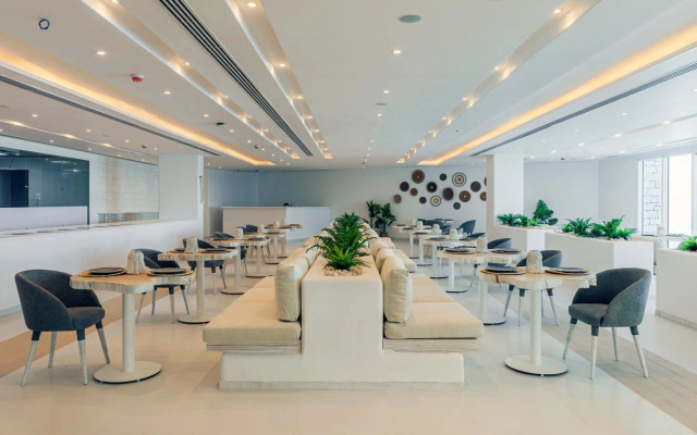 Tanoak Hotel