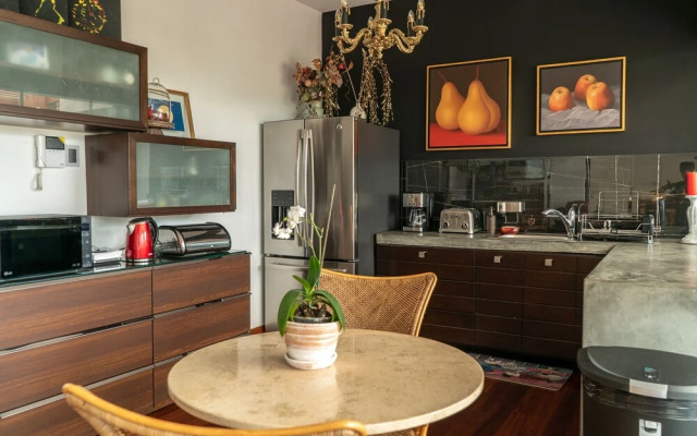 Ana Frank Boutique Hotel