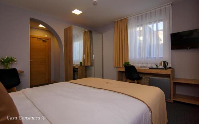 Casa Constanza Hotel Garni