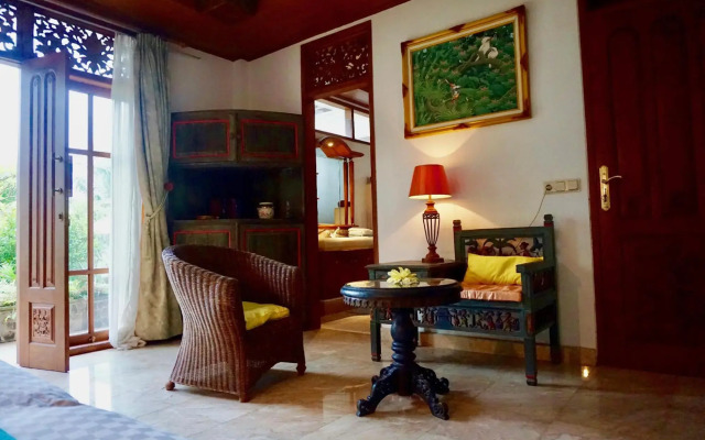 Gunung Paradis Retreat