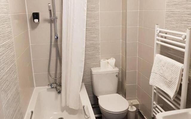 Newark Hotel