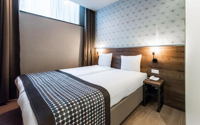 Melrose Hotel