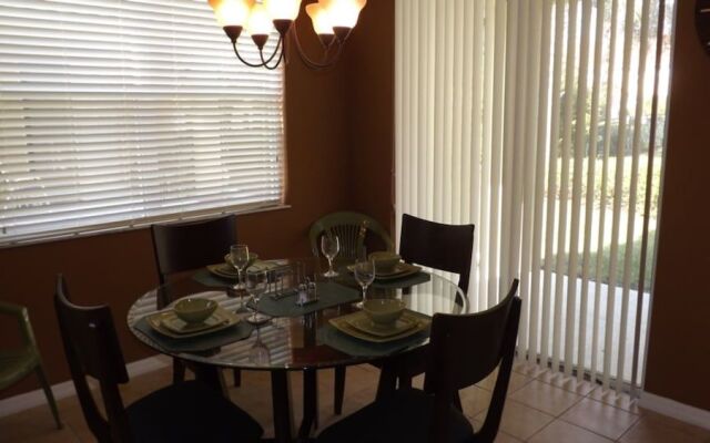 Compass Bay 5157