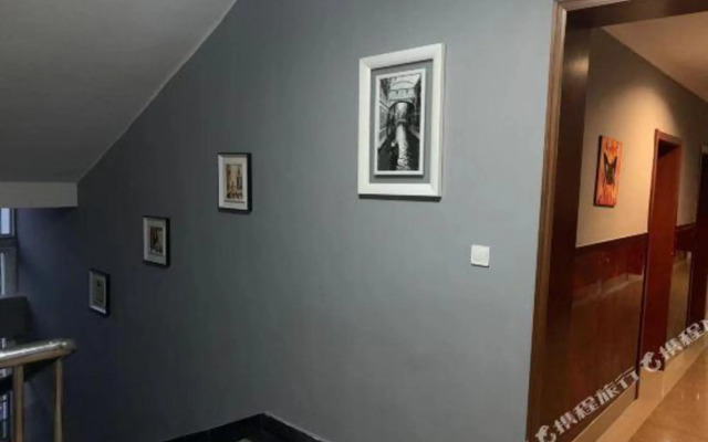 Qingdao Jiaxin Business Hotel