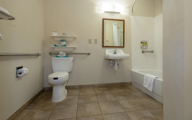 Candlewood Suites Downtown by IHG