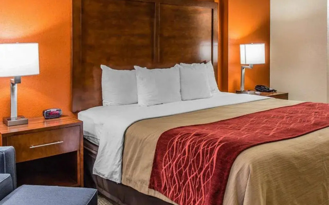 Comfort Inn & Suites