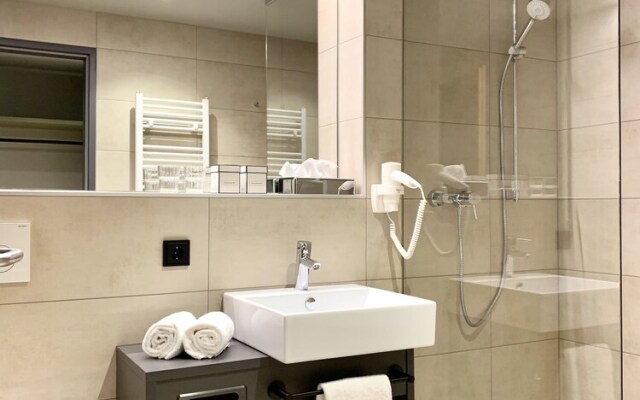 JUFA Hotel Laterns - Klangholzhus