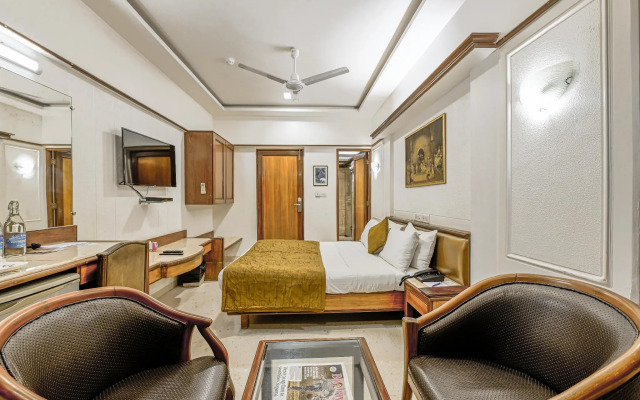 Hotel Regal Enclave