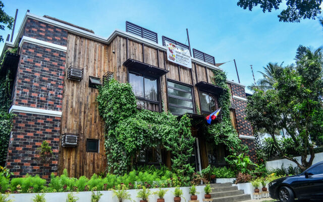 Cabins by Eco Hotel Tagaytay