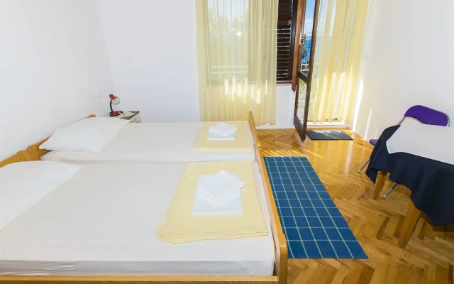 Apartment Tina Porat