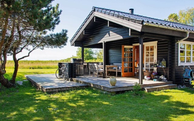 Peaceful Holiday Home in Højby Near the Beach