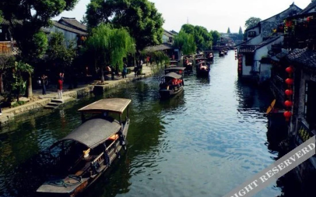 Zhaoyang Inn