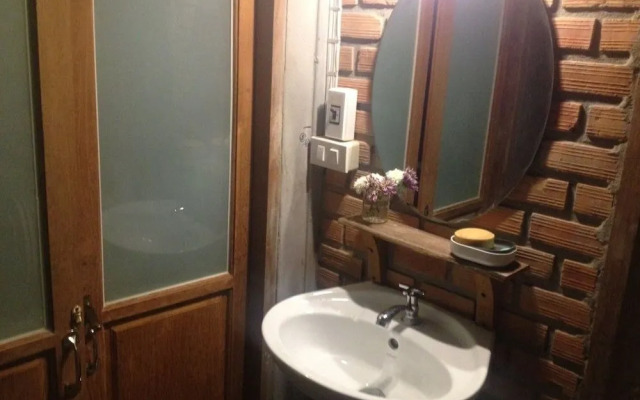 Baan Somlim Homestay - Hostel