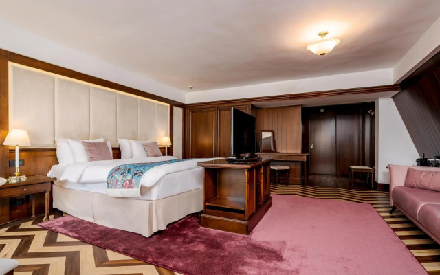 Hotel International