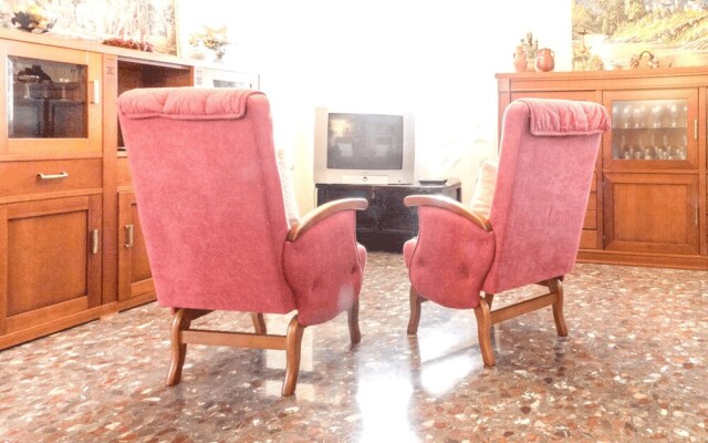 Villa With 5 Bedrooms in La Guardia de Jaén, With Wonderful Mountain View, Private Pool, Enclosed Garden