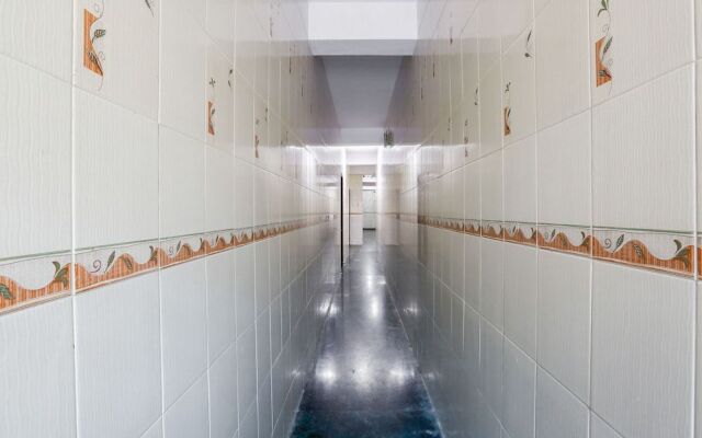 Spot On 49026 Ams Guest House