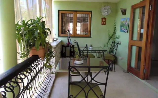 Mynt Retreat Bed and Breakfast