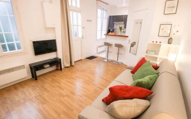 GuestReady - Charming Studio 5 mins to Pantheon