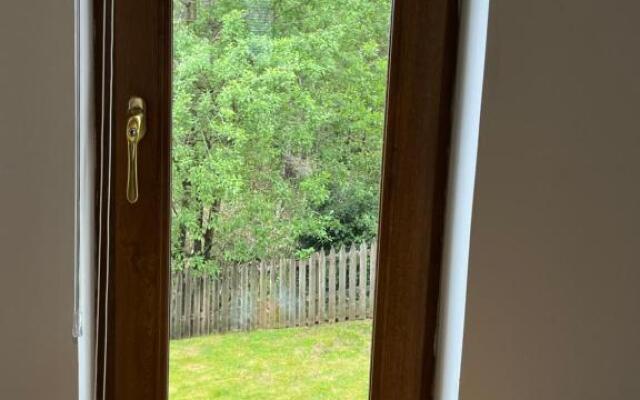 Tigh Stobban Apartment 1