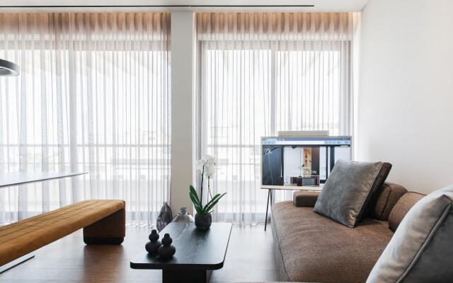 3BD Luxury Sea View Penthouse Downtown Glyfada by The Olon