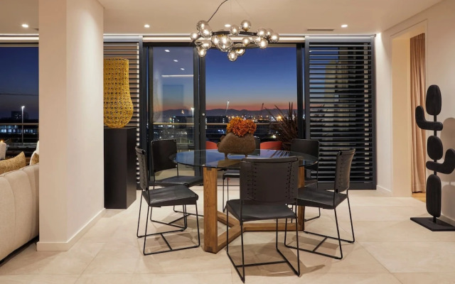 Xenia Signature Collection by Totalstay