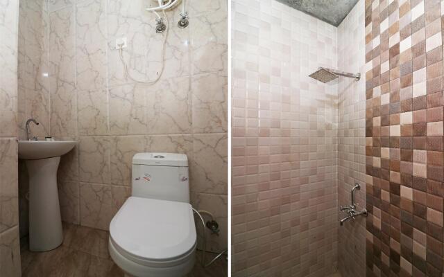 OYO 22825 Hotel Crown Stay inn