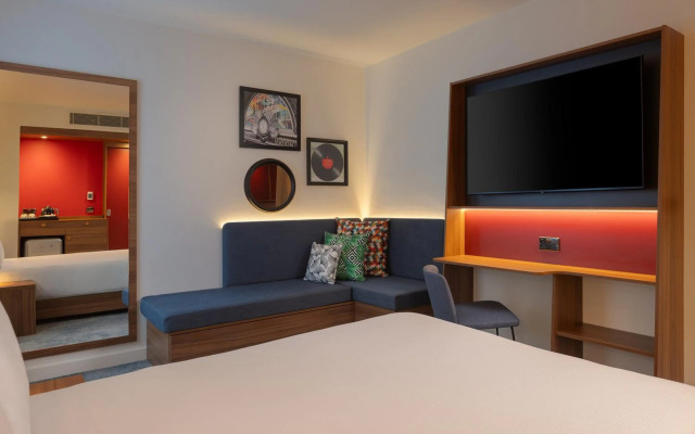 Hampton by Hilton London Waterloo