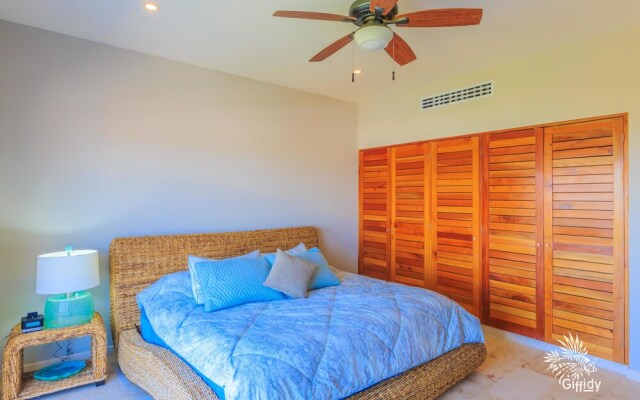 Isla 33 - 4 Bedroom PH #1301