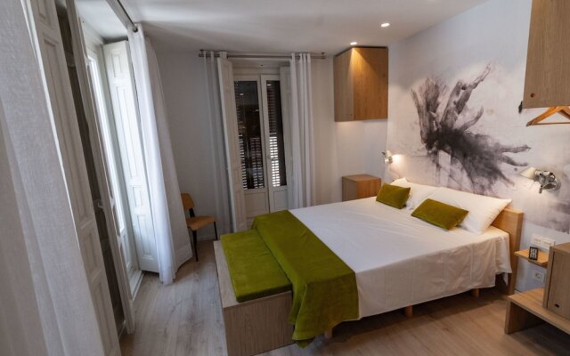 Plaza Mayor Suites & Apartments