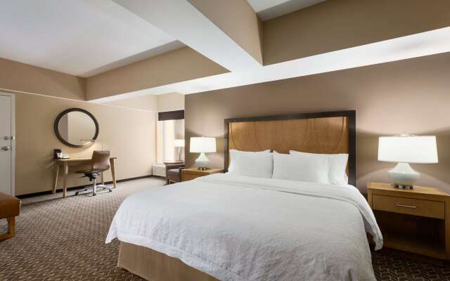 Hampton Inn & Suites Clayton/St. Louis-Galleria Area