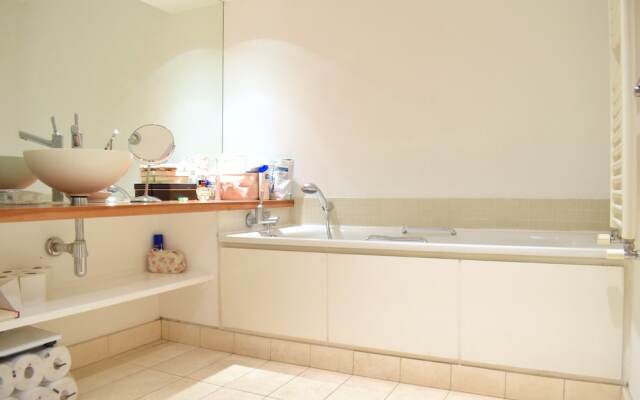 1 Bedroom Loft-style Flat in Haggerston