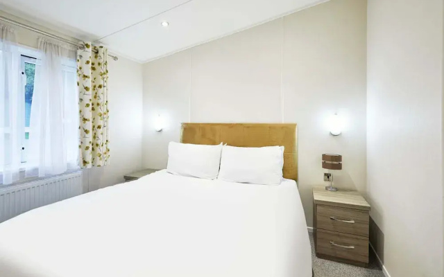 Host Stay Audley Lodge