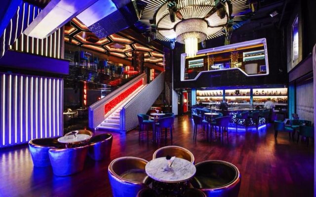 De Platinum Suite