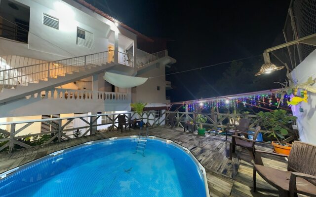 "family Apartment - Apartment 5 in Villa Coconut"