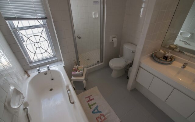 Loader St Magical Cottage