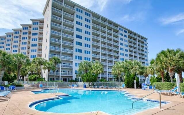 Tops'l 1008a Chalet by RedAwning