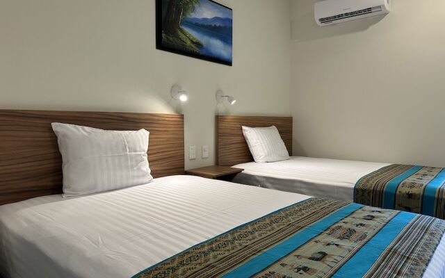 Oneiro Suites